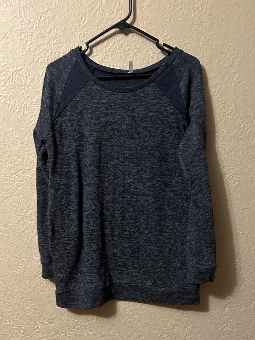 Acting Pro Navy Heather Raglan Pullover Sweatshirt